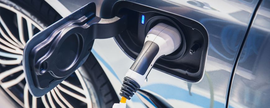 AC vs DC EV Charging: Everything You Need to Know
