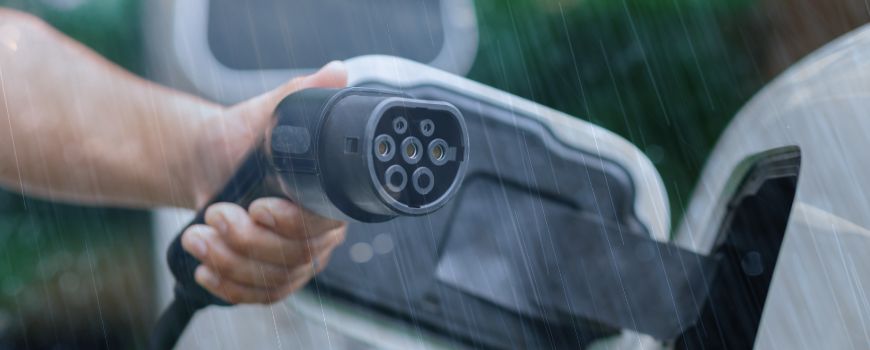 How to Look After Your EV Charging Cable in Wet Weather