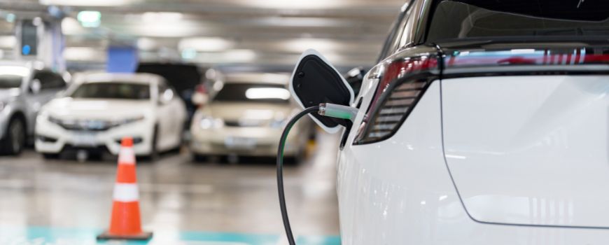 UK GOV Reviews Zero-Emission Vehicle Targets for 2035