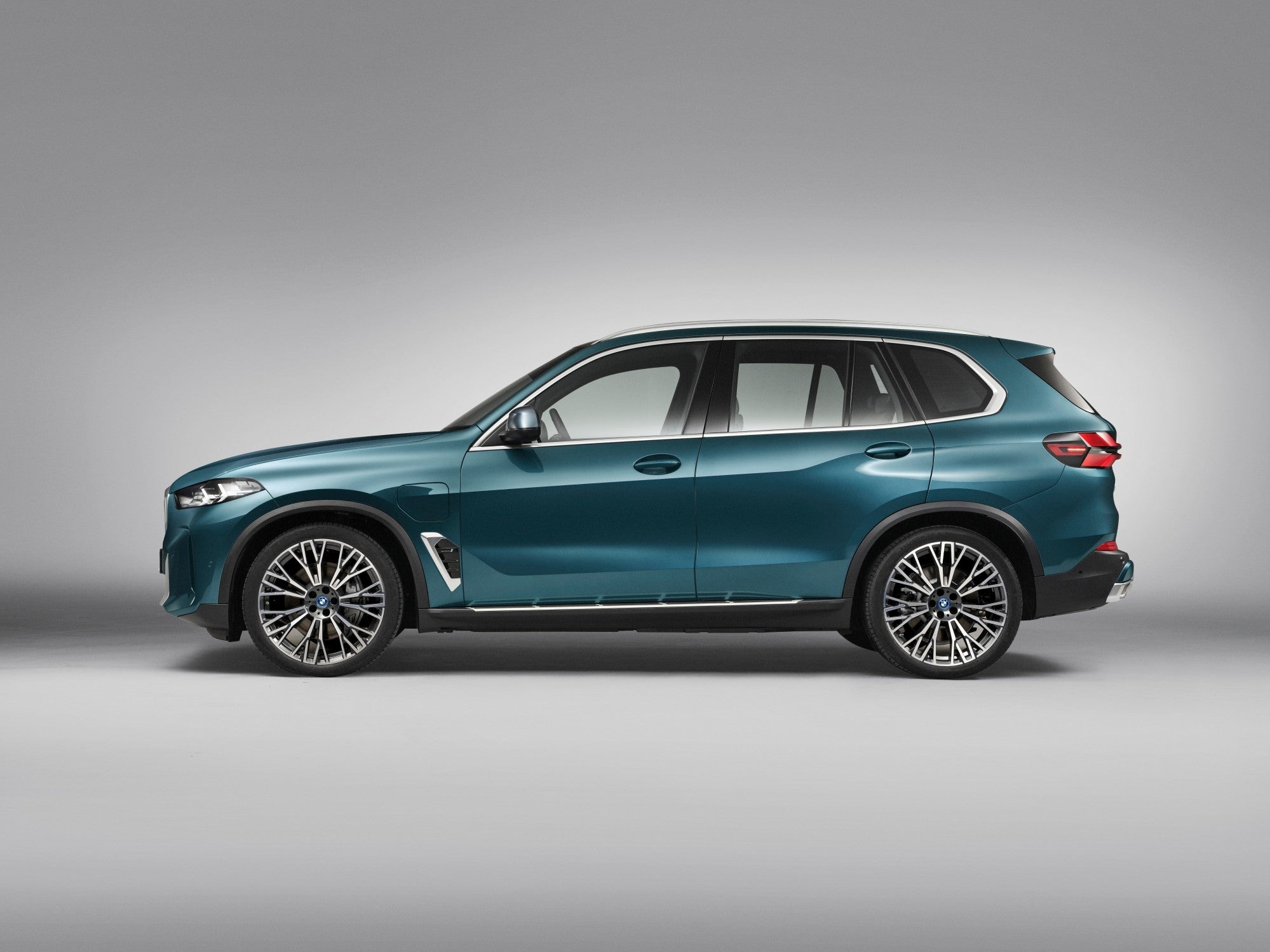 The Top 3 BMW Plug-In Hybrid Vehicles in the UK 2026